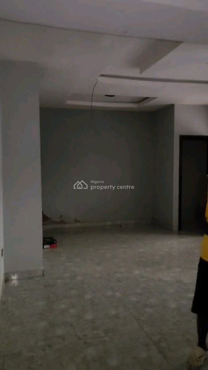 Decent and Relatively New 3 Bedroom Ground Flat with All Rooms Ensuite, Dapo Fafiade Street,off Pedro Police Station Road,pedro, Gbagada, Lagos, Flat / Apartment for Rent