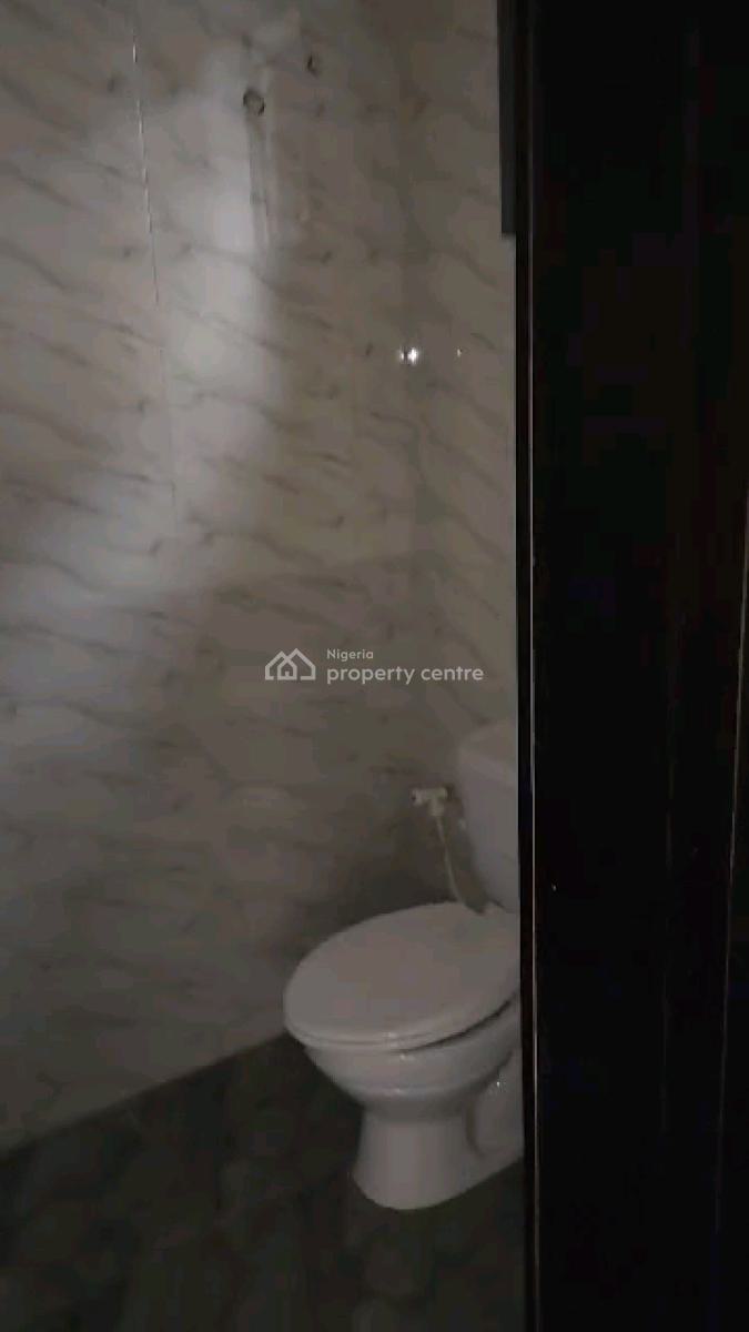 Decent and Relatively New 3 Bedroom Ground Flat with All Rooms Ensuite, Dapo Fafiade Street,off Pedro Police Station Road,pedro, Gbagada, Lagos, Flat / Apartment for Rent