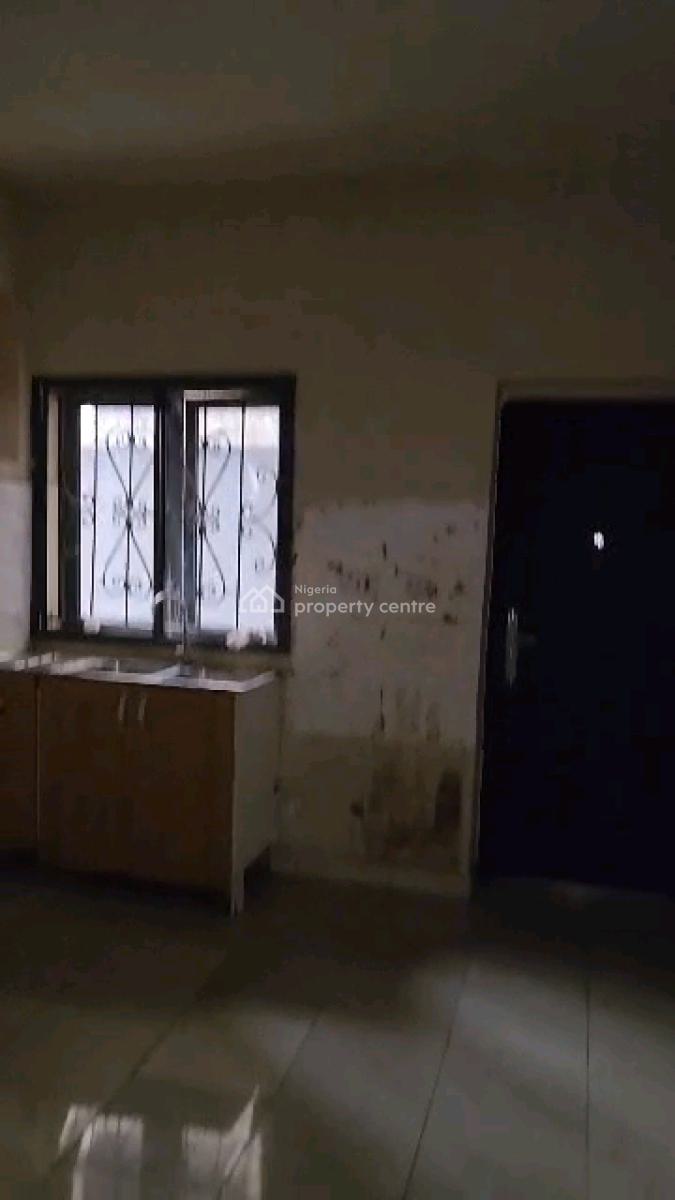 Decent and Relatively New 3 Bedroom Ground Flat with All Rooms Ensuite, Dapo Fafiade Street,off Pedro Police Station Road,pedro, Gbagada, Lagos, Flat / Apartment for Rent
