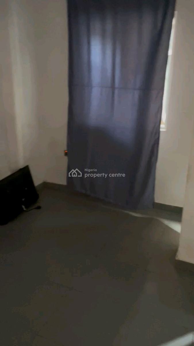 Standard and Spacious Room Self Contained, Adekunle, Yaba, Lagos, Self Contain (single Rooms) for Rent