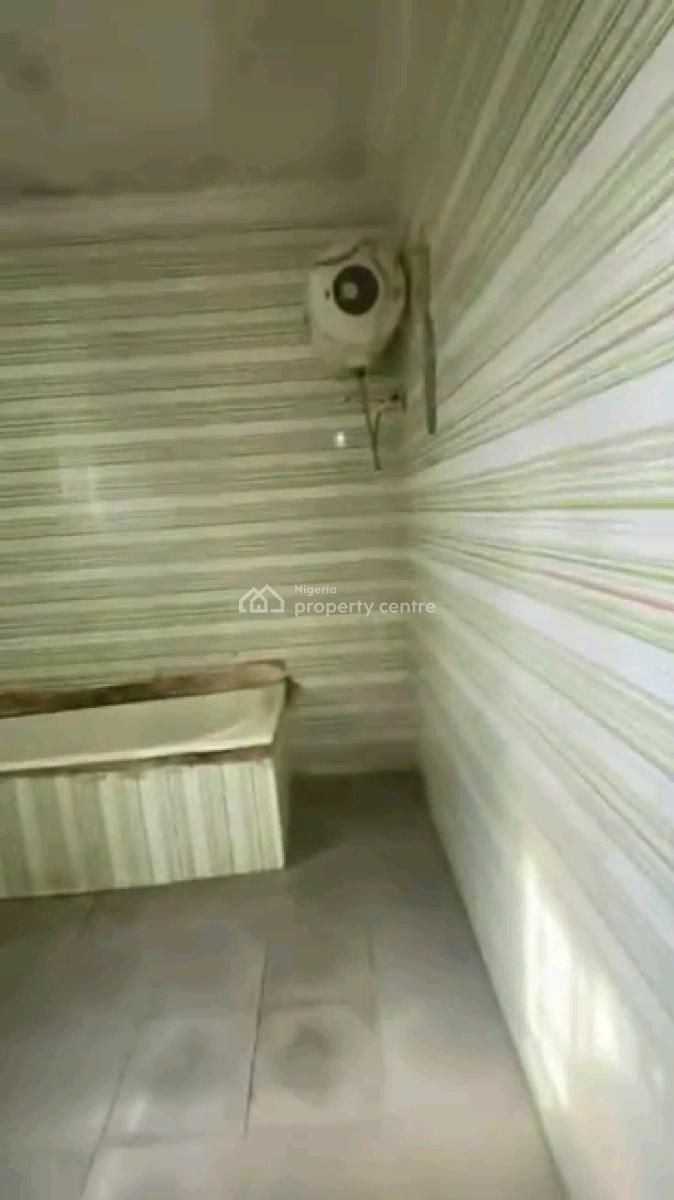 Decent Spacious 3 Bedroom Up Flat All Room Ensuite N Guest Toilet, Powerline, Soluyi, Gbagada, Lagos, Flat / Apartment for Rent