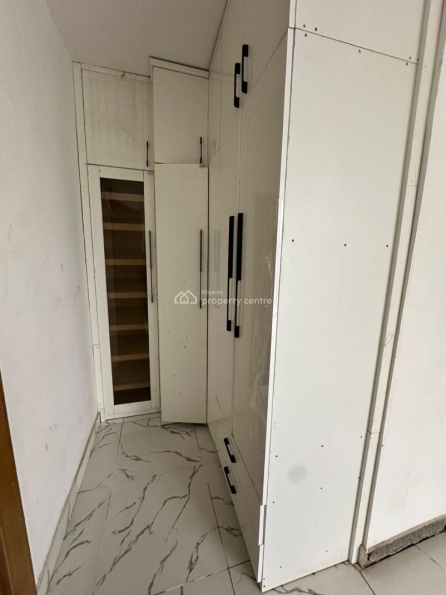 Beautiful 3 Bedroom Apartment and Bq, Utako, Utako, Abuja, Flat / Apartment for Rent
