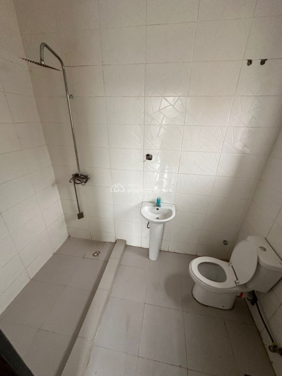 Beautiful 3 Bedroom Apartment and Bq, Utako, Utako, Abuja, Flat / Apartment for Rent