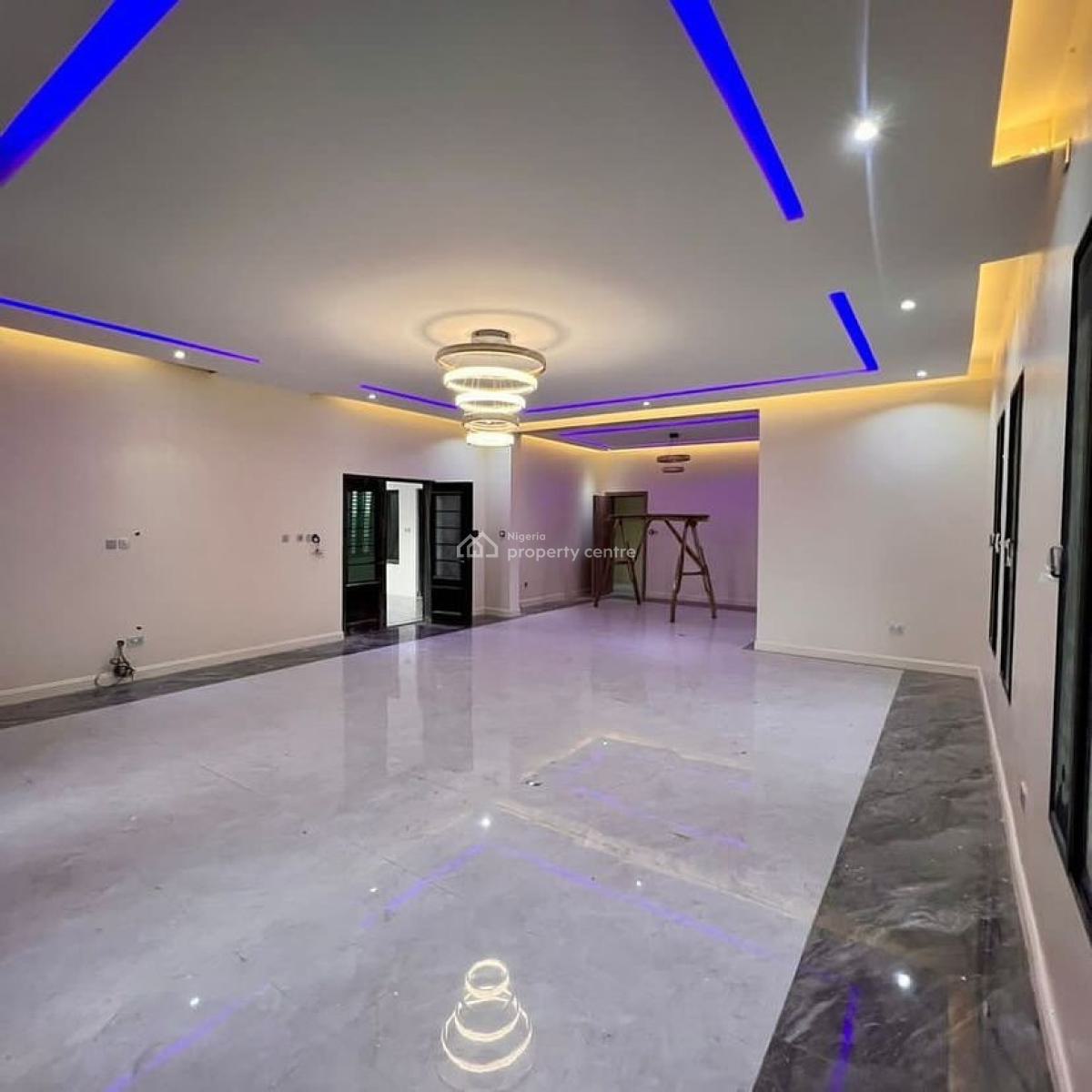 5 Bedrooms Fully Detached Duplex, Guzape District, Abuja, Detached Duplex for Sale