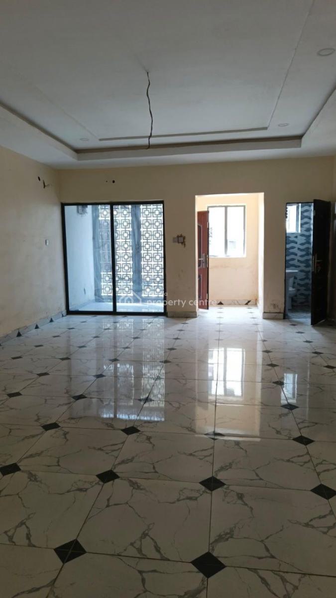 Modern 4-bedroom Terrace in a-gated Estate on Offer, Guzape District, Abuja, Terraced Duplex for Sale