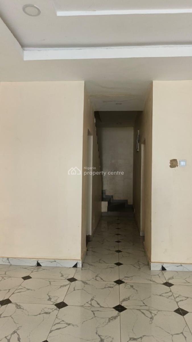 Modern 4-bedroom Terrace in a-gated Estate on Offer, Guzape District, Abuja, Terraced Duplex for Sale