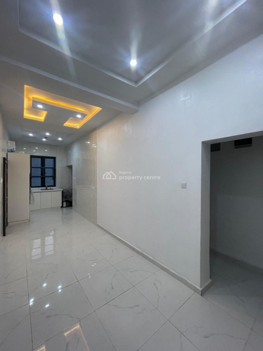 Newly Built 1,2,3 Bedroom & a Penthouse Apartment with Elevator,pool, Ikoyi, Lagos, Flat / Apartment for Sale