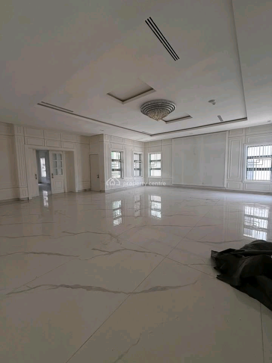 Newly Constructed 8bedrooms Fully Detached Stand Alone with a Basement, Maitama District, Abuja, House for Sale