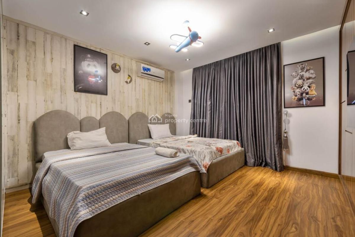 Stunning Waterfront 3 Bedroom Apartment W/all Shades of Deluxe Living, Admiralty Close, Lekki Phase 1, Lekki, Lagos, Flat / Apartment Short Let