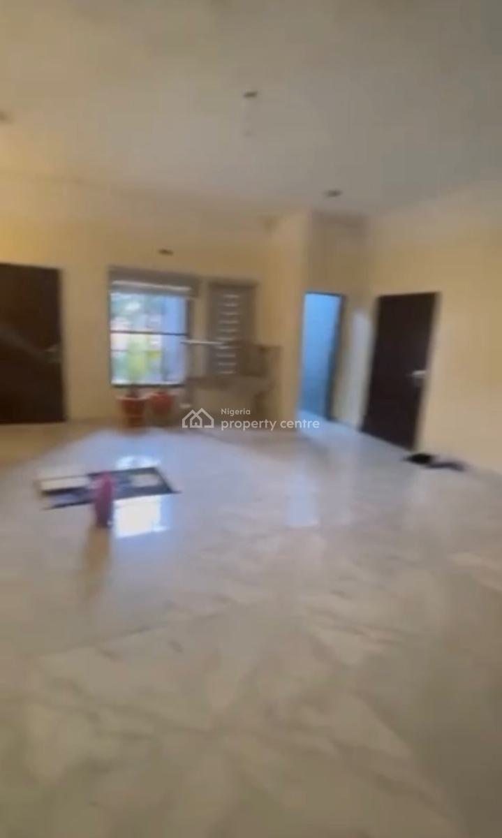 Massive Spacious 3bedroom En-suite Flat +bq, Life Camp Main, Life Camp, Abuja, Block of Flats for Sale