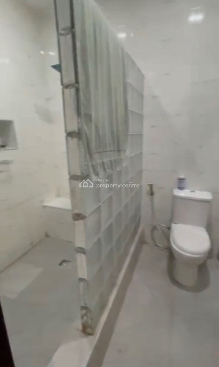 Massive Spacious 3bedroom En-suite Flat +bq, Life Camp Main, Life Camp, Abuja, Block of Flats for Sale