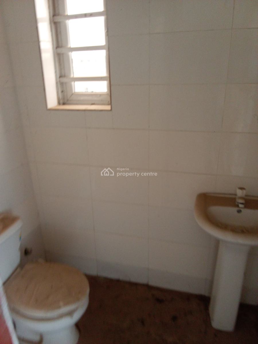 3 Bedroom Pent House Apartment, Greenwood Park Estate, Abijo, Lekki, Lagos, Flat / Apartment for Rent