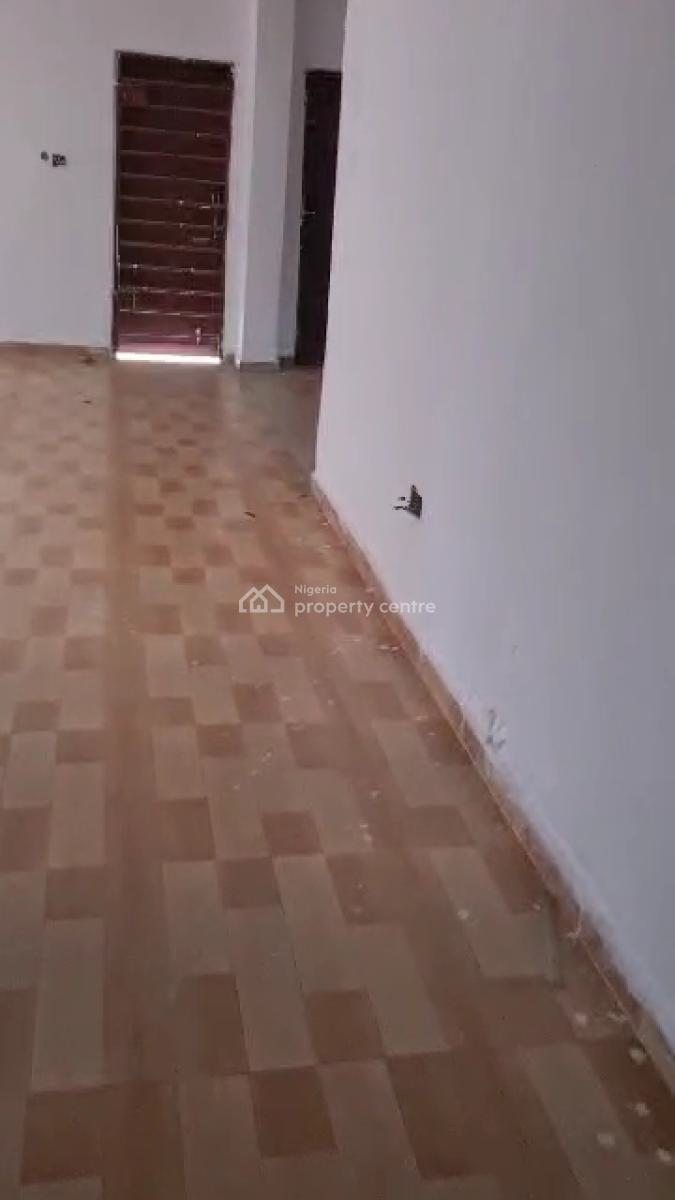 Modern Mini Warehouse Good for Business, Facing Major Road, Ejigbo-ikotun Egbe Road Lagos, Ejigbo, Lagos, Commercial Property for Rent
