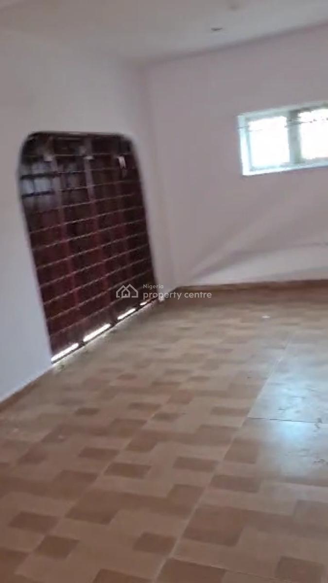 Modern Mini Warehouse Good for Business, Facing Major Road, Ejigbo-ikotun Egbe Road Lagos, Ejigbo, Lagos, Commercial Property for Rent