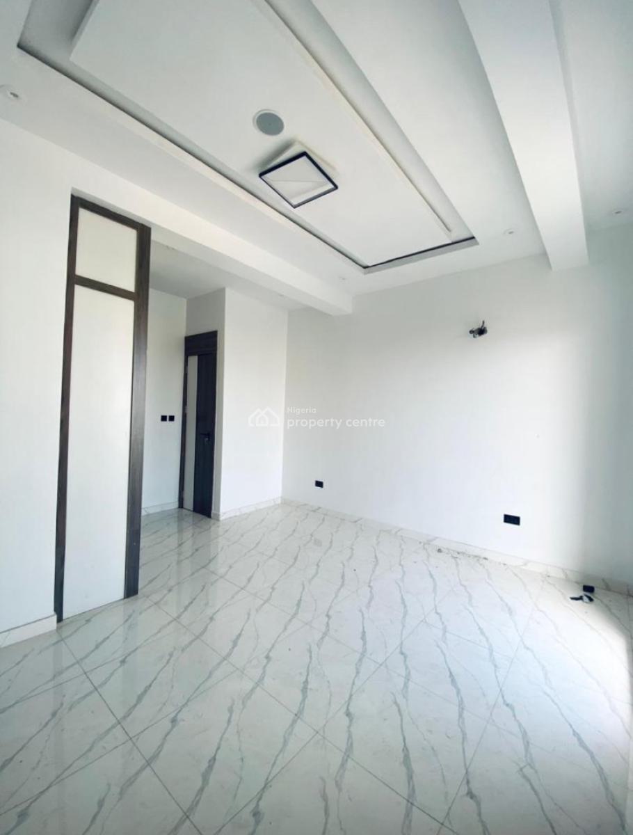 Exquisite 2 Bedroom Apartment, Lekki Phase 1, Lekki Phase 1, Lekki, Lagos, Flat / Apartment for Sale