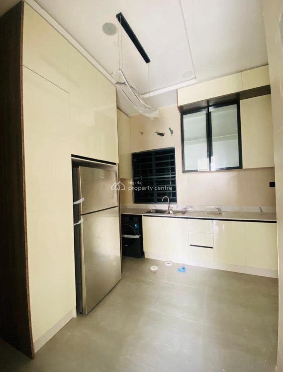 Exquisite 2 Bedroom Apartment, Lekki Phase 1, Lekki Phase 1, Lekki, Lagos, Flat / Apartment for Sale