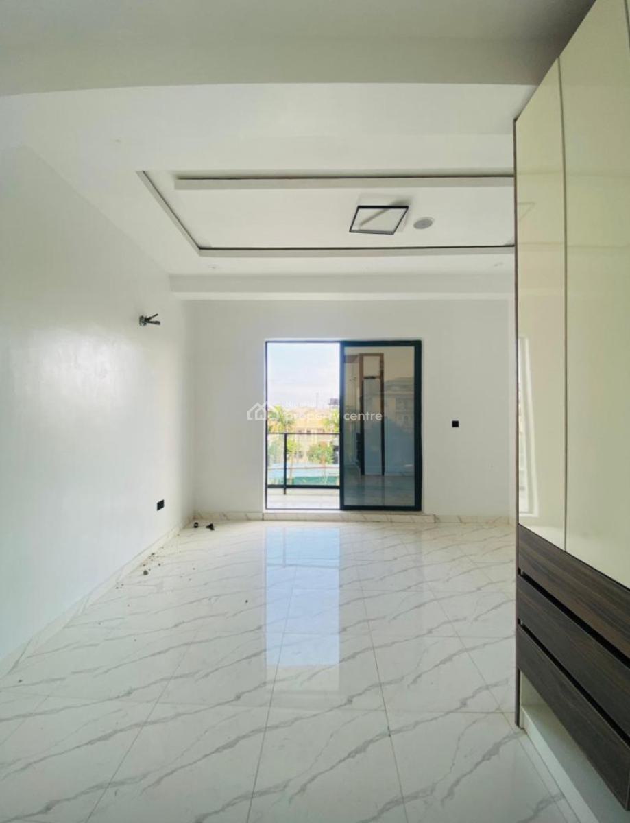 Exquisite 2 Bedroom Apartment, Lekki Phase 1, Lekki Phase 1, Lekki, Lagos, Flat / Apartment for Sale