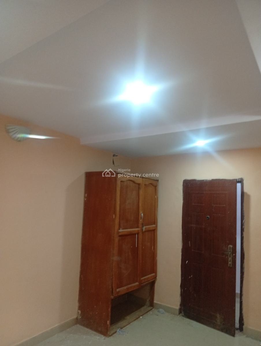 Executive 2 Bedroom Flat, Off Ajuwon Akute Road, Ojodu Berger, Ojodu, Lagos, Flat / Apartment for Rent