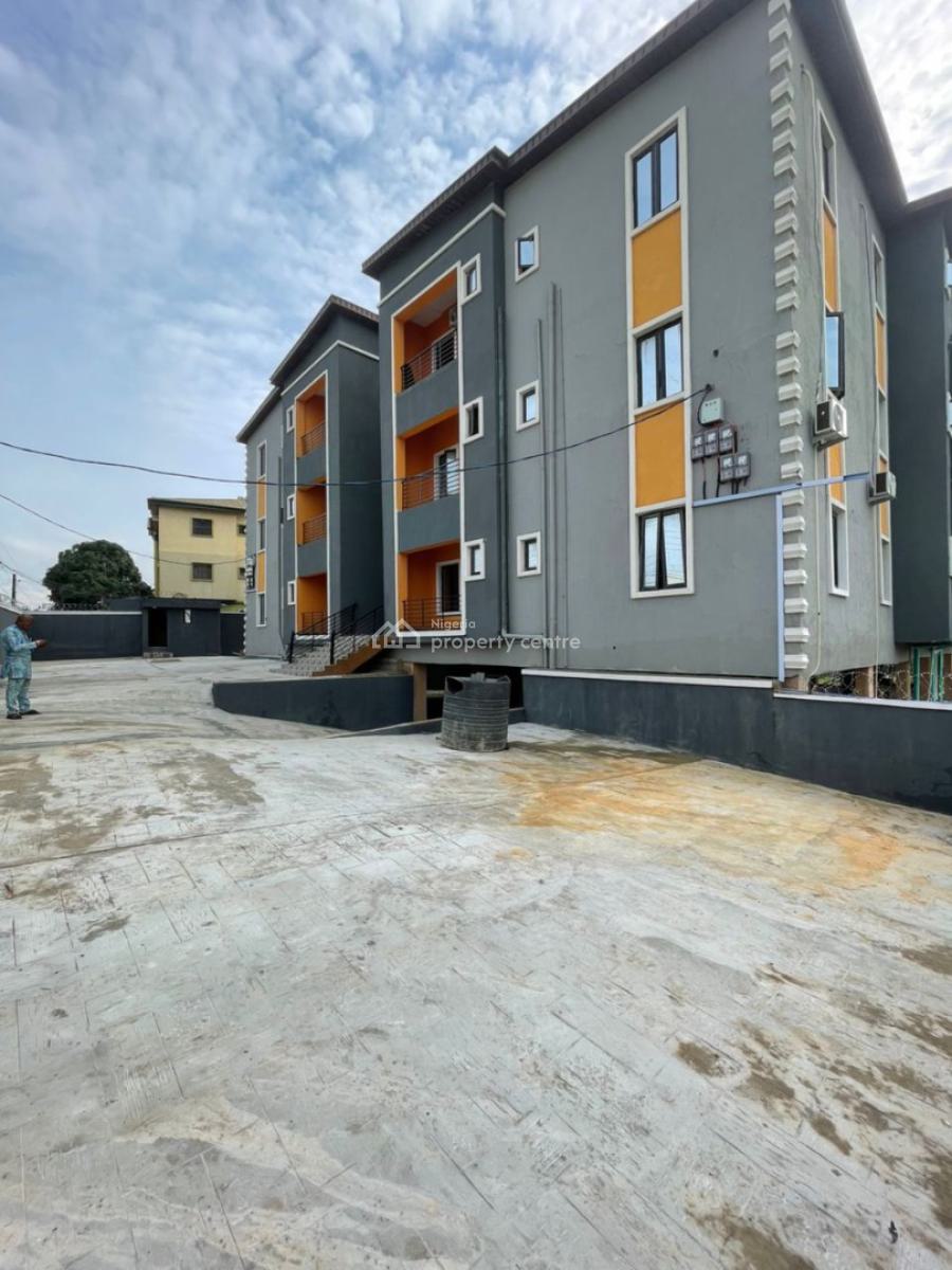 Newly Built 3 Bedrooms Flat All Rooms Ensuite with a Maids Room, Guest, Soluyi, Gbagada, Lagos, Flat / Apartment for Sale