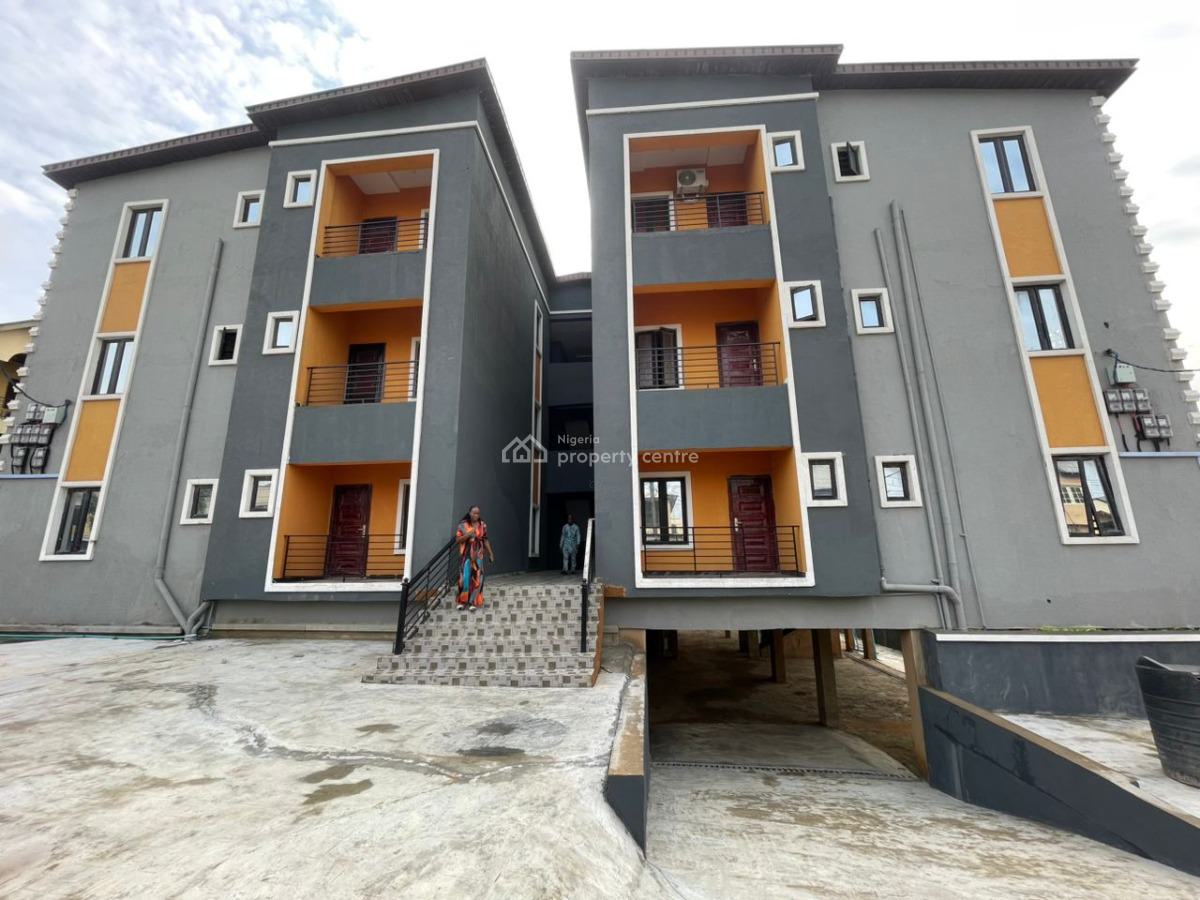 Newly Built 3 Bedrooms Flat All Rooms Ensuite with a Maids Room, Guest, Soluyi, Gbagada, Lagos, Flat / Apartment for Sale