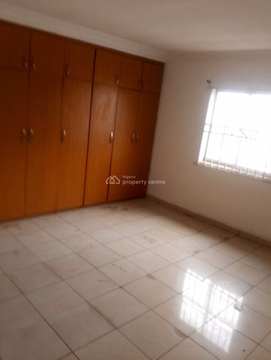 5 Bedrooms Semi Detached House with Bq, Adeniyi Jones, Ikeja, Lagos, Semi-detached Duplex for Rent