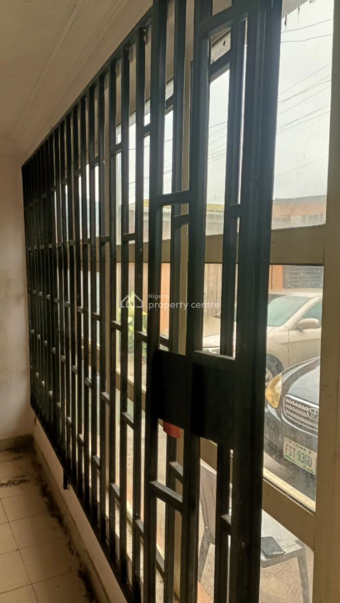 4 Rooms Ground Floor Showroom, Off Toyin Street, Ikeja, Lagos, Shop for Rent