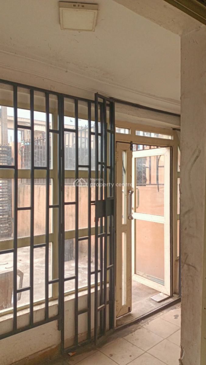 4 Rooms Ground Floor Showroom, Off Toyin Street, Ikeja, Lagos, Shop for Rent