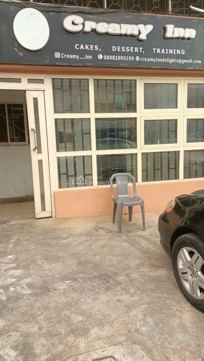4 Rooms Ground Floor Showroom, Off Toyin Street, Ikeja, Lagos, Shop for Rent