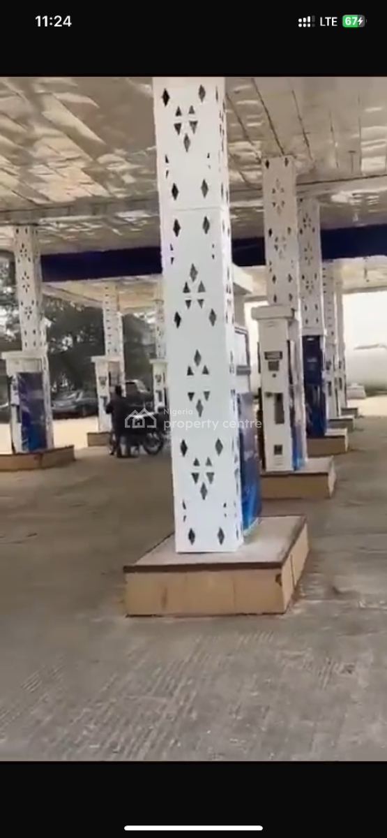 Filling Station Along Kubwa Express Road, Along The Kubwa Express Way, Kubwa, Abuja, Filling Station for Sale