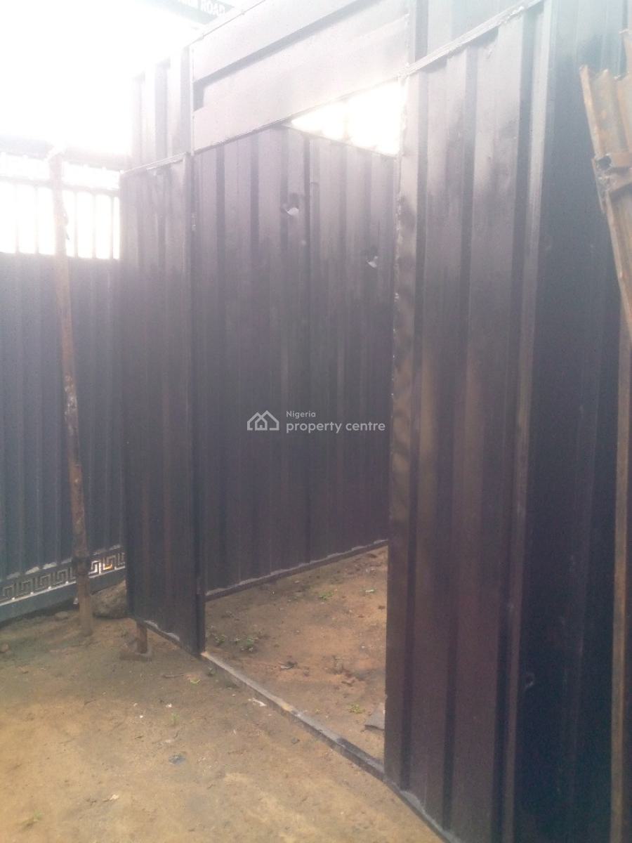 Already Constructed Container (20 Feet), Eliozu Community, Eliozu, Port Harcourt, Rivers, Shop for Sale