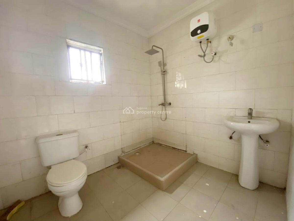 Luxury 3 Bedroom Apartment, Gra Phase 1, Magodo, Lagos, Flat / Apartment for Rent