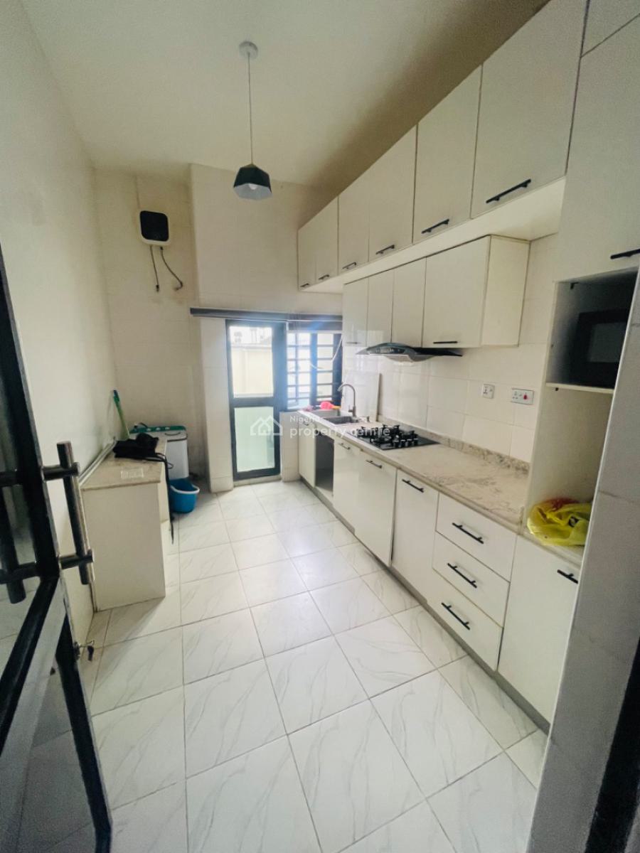 Fully Furnished 2 Bedroom Apartment Snooker, Inverter, Personal Generator, Ologolo, Lekki, Lagos, Flat / Apartment for Rent