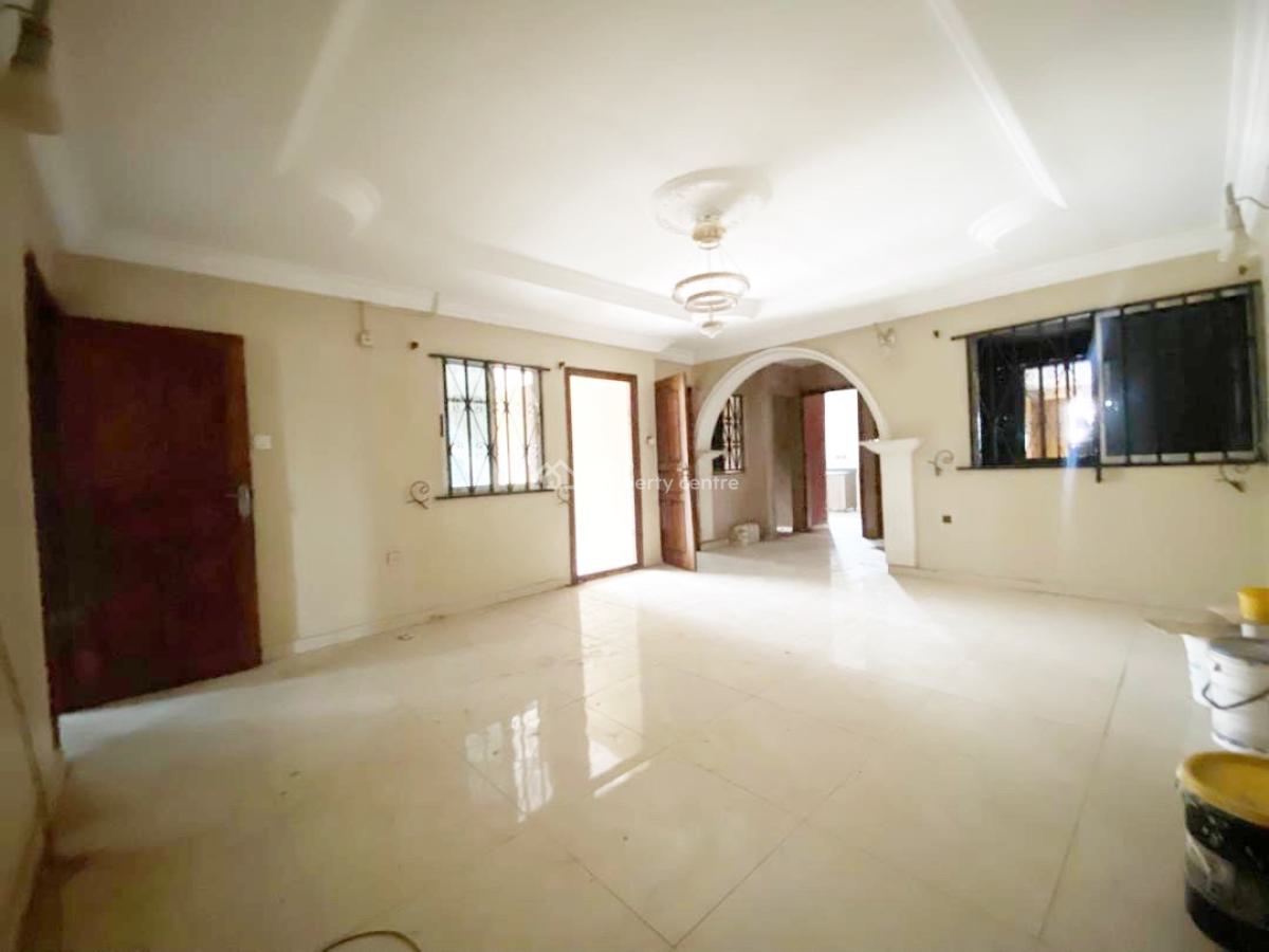 Luxury 3 Bedroom Flat, Gra Phase 1, Magodo, Lagos, Flat / Apartment for Rent