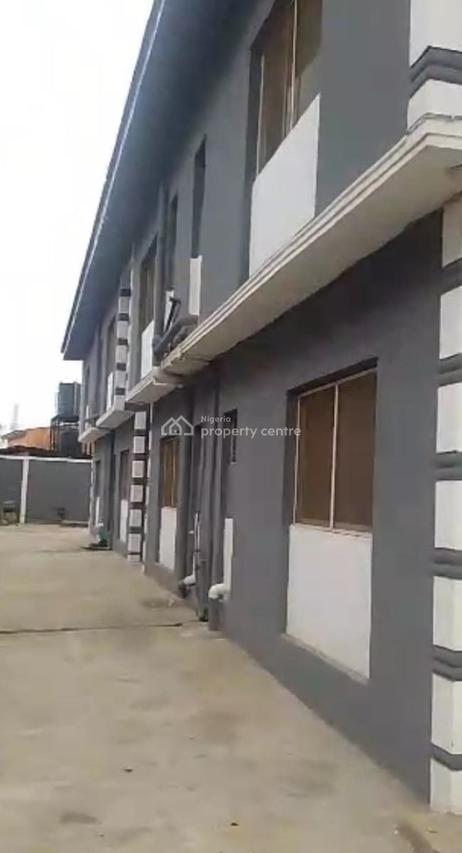 4nos of 3bedroom Flat and 2 Shop at Ijaiye Alimosho Side Under 33 Ligh, Ijaiye Alimosho Side Under 33 Light Close to Lagos Abeokuta Express Wa, Alimosho, Lagos, Block of Flats for Sale