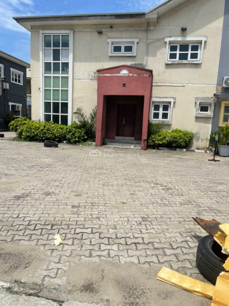 4bedroom Semi Detached Duplex 2 Buildings  Away From Express Road, Directly on Vgc Bus Stop, Vgc, Lekki, Lagos, Office Space for Rent