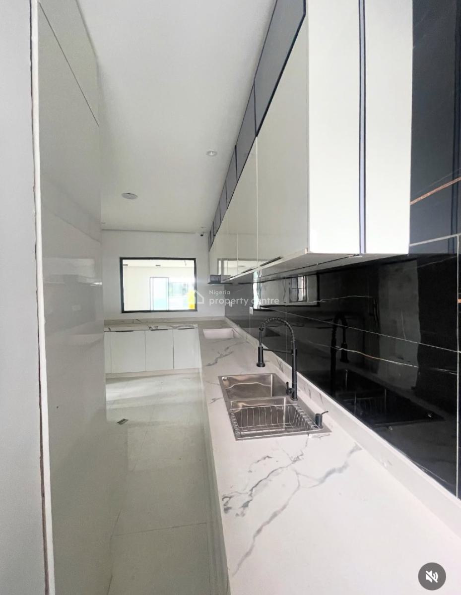 4 Bedroom Terrace Duplex with S/pool, Lekki Phase 1, Lekki Phase 1, Lekki, Lagos, Terraced Duplex for Rent