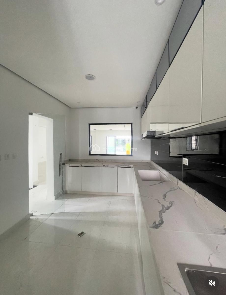 4 Bedroom Terrace Duplex with S/pool, Lekki Phase 1, Lekki Phase 1, Lekki, Lagos, Terraced Duplex for Rent