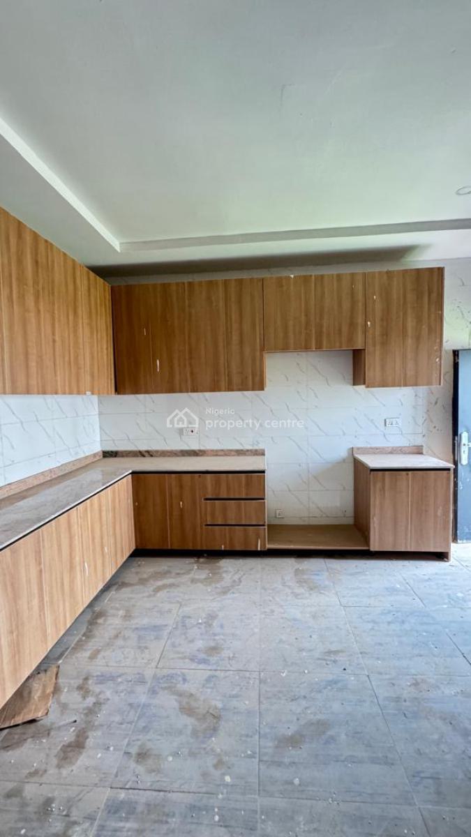 4 Bedroom Apartment with 2 Rooms Attached, Life Camp, Abuja, House for Sale