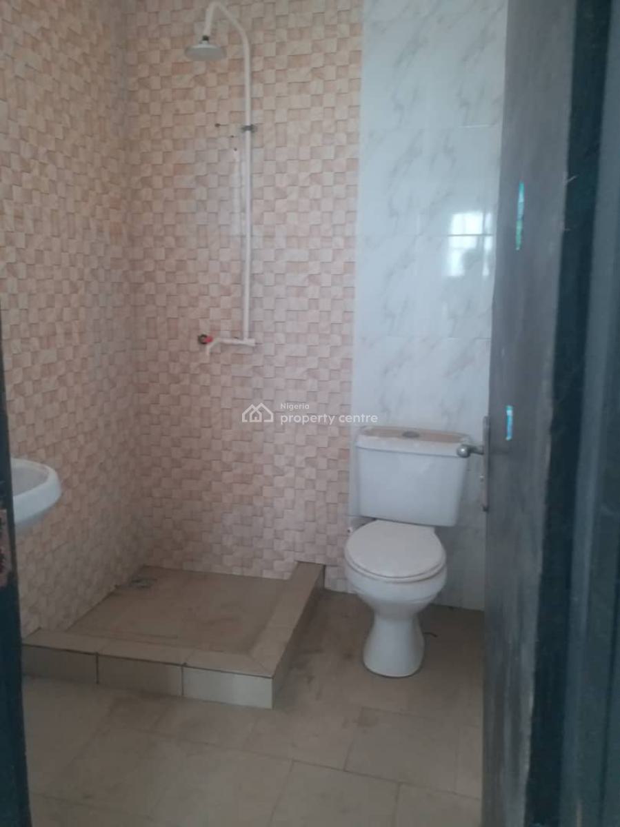 Luxury 2 Bedroom Flat, Bayeku, Igbogbo, Ikorodu, Lagos, Flat / Apartment for Rent
