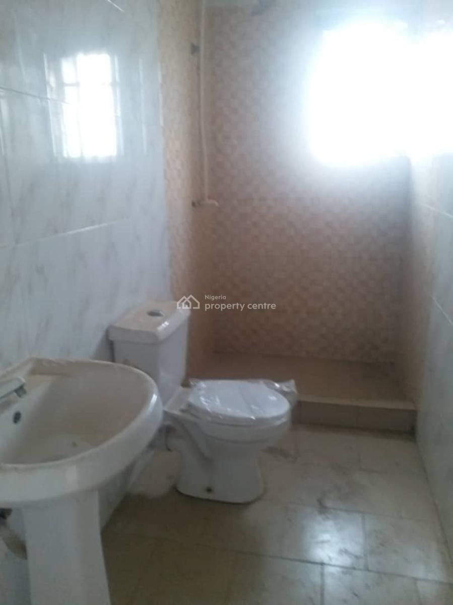 Luxury 2 Bedroom Flat, Bayeku, Igbogbo, Ikorodu, Lagos, Flat / Apartment for Rent