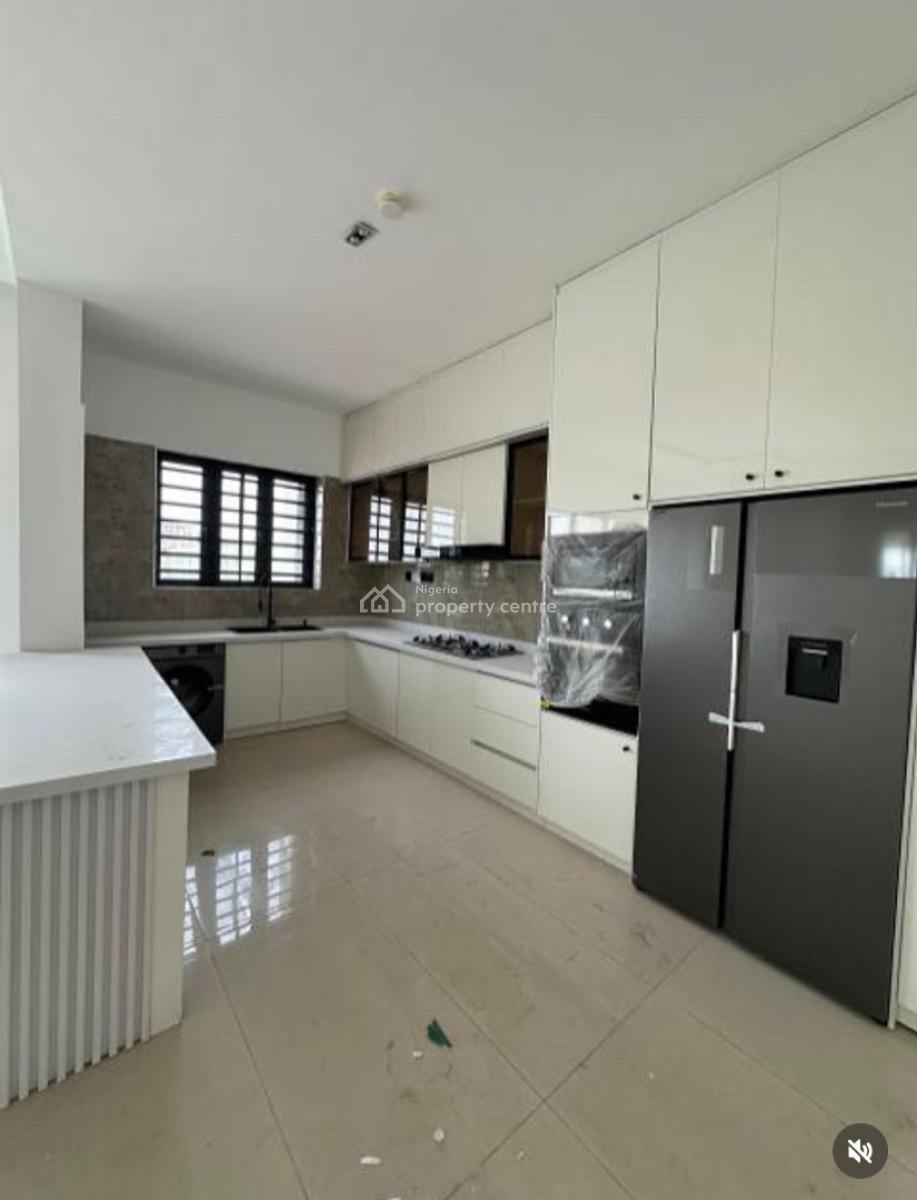 Exquisite 2 Bedroom Apartment, Lekki Phase 1, Lekki Phase 1, Lekki, Lagos, Flat / Apartment for Rent
