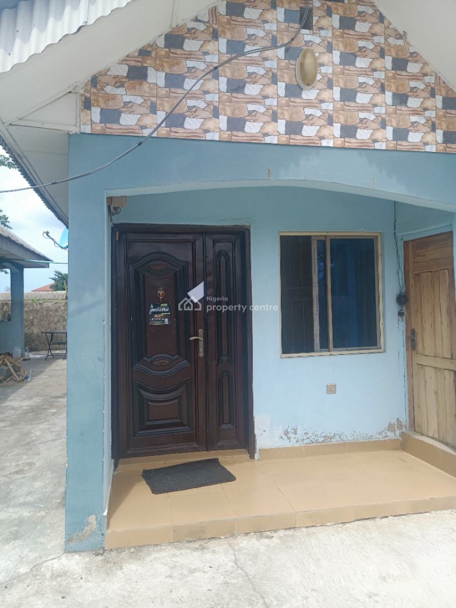 2 Bedroom Flat, Bayeku, Igbogbo, Ikorodu, Lagos, Flat / Apartment for Rent