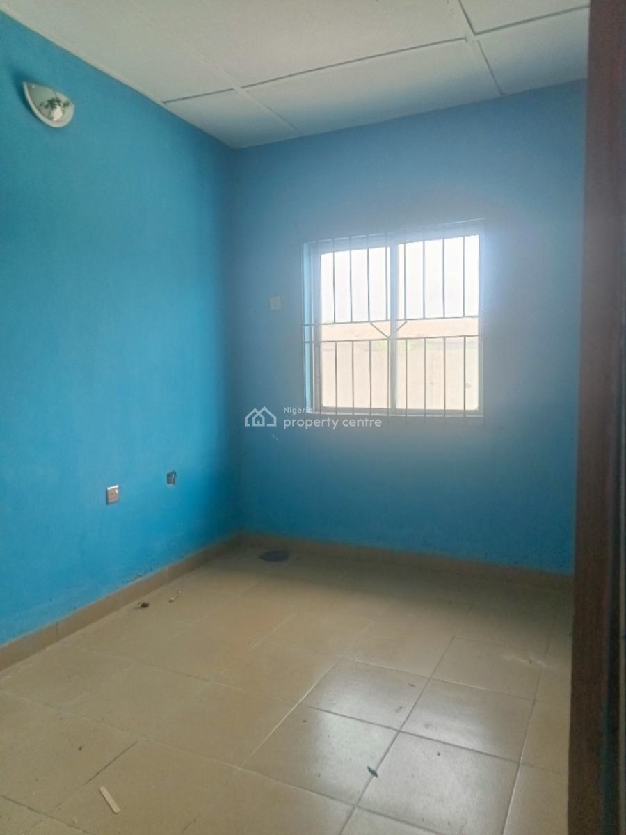 2 Bedroom Flat, Bayeku, Igbogbo, Ikorodu, Lagos, Flat / Apartment for Rent