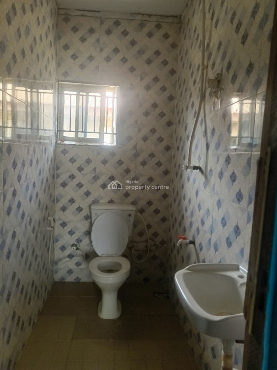 2 Bedroom Flat, Bayeku, Igbogbo, Ikorodu, Lagos, Flat / Apartment for Rent