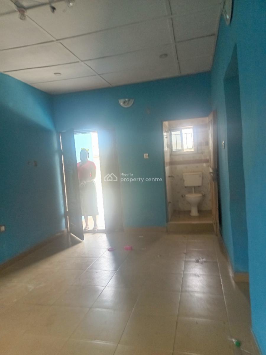 2 Bedroom Flat, Bayeku, Igbogbo, Ikorodu, Lagos, Flat / Apartment for Rent