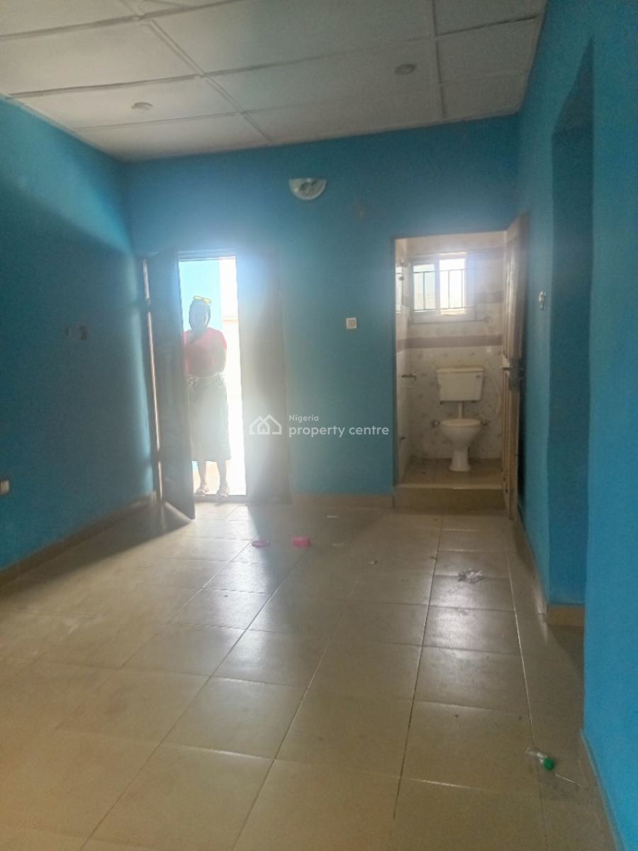 2 Bedroom Flat, Bayeku, Igbogbo, Ikorodu, Lagos, Flat / Apartment for Rent