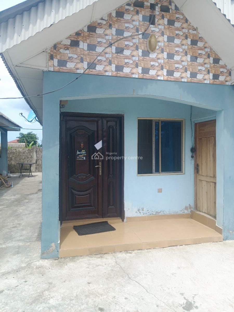 2 Bedroom Flat, Bayeku, Igbogbo, Ikorodu, Lagos, Flat / Apartment for Rent