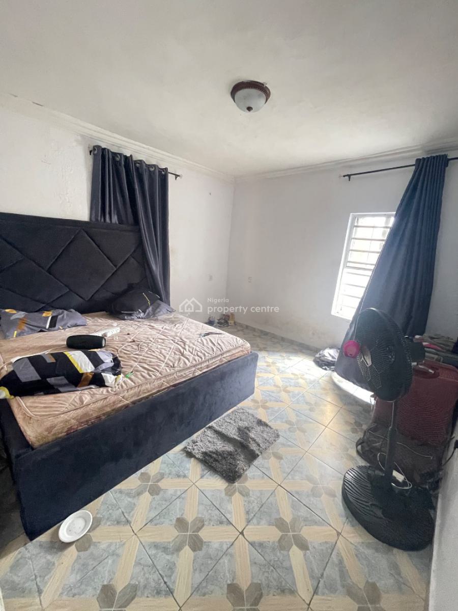 Standard Massive Mini Flats Upstairs, Located Inside an Estate,good Road and Constant Light, Sangotedo, Ajah, Lagos, Mini Flat (room and Parlour) for Rent