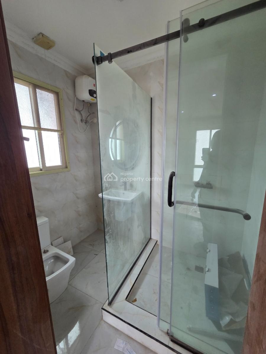 a Serviced 3 Bedroom  Maisonette  with a Room Bq, Old Ikoyi, Ikoyi, Lagos, Flat / Apartment for Rent