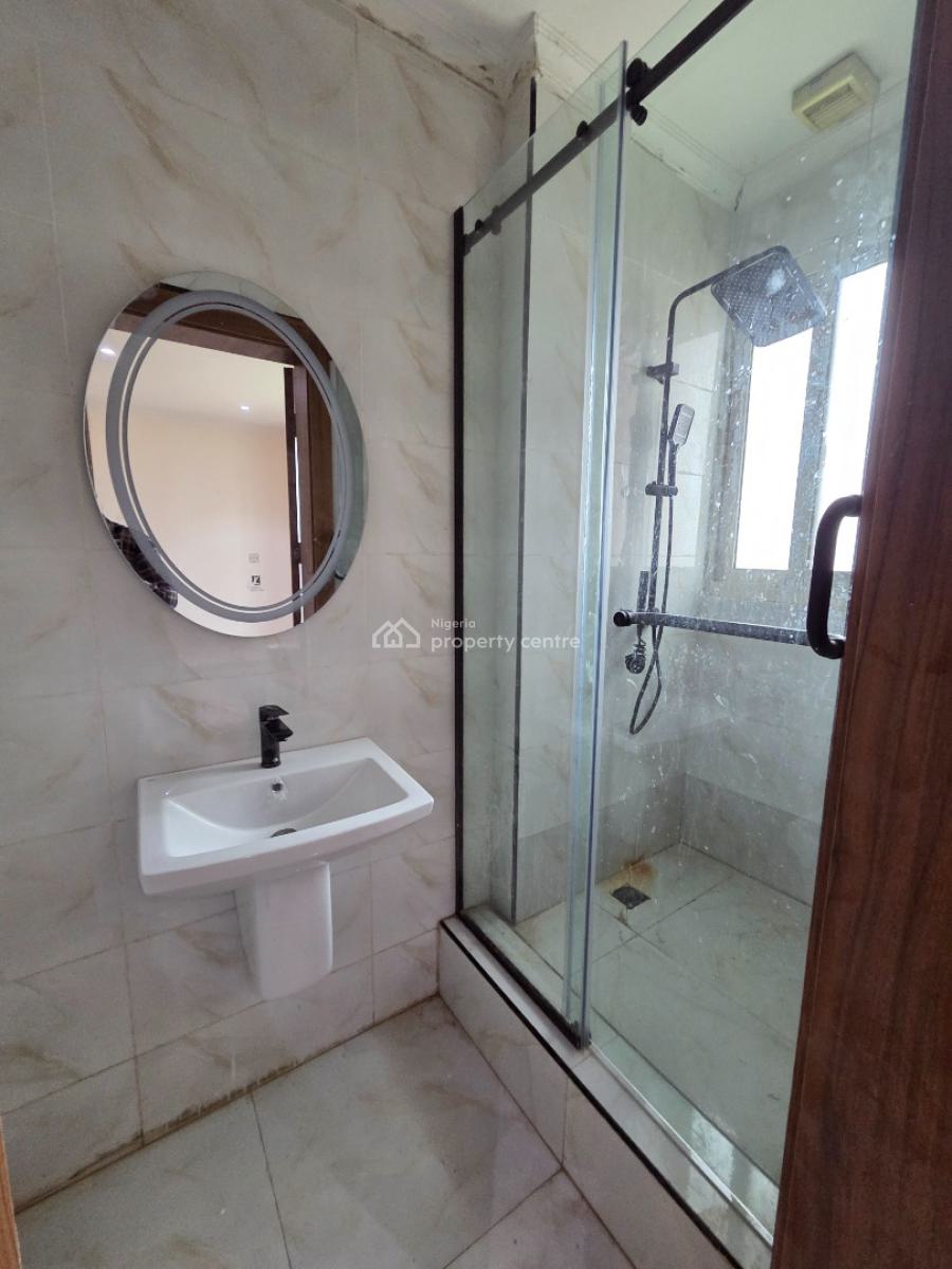 a Serviced 3 Bedroom  Maisonette  with a Room Bq, Old Ikoyi, Ikoyi, Lagos, Flat / Apartment for Rent